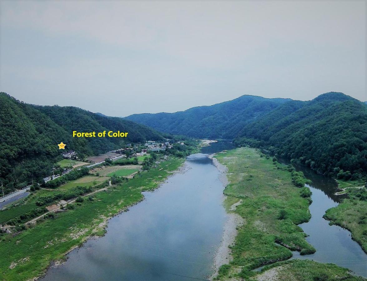 Forest Of Color Pension Hongcheon Extérieur photo
